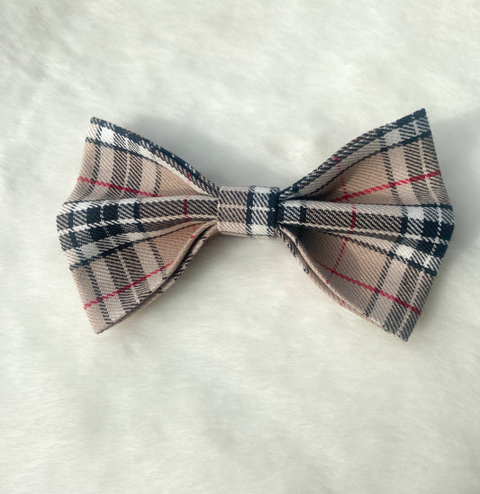 Furberry Love Bow